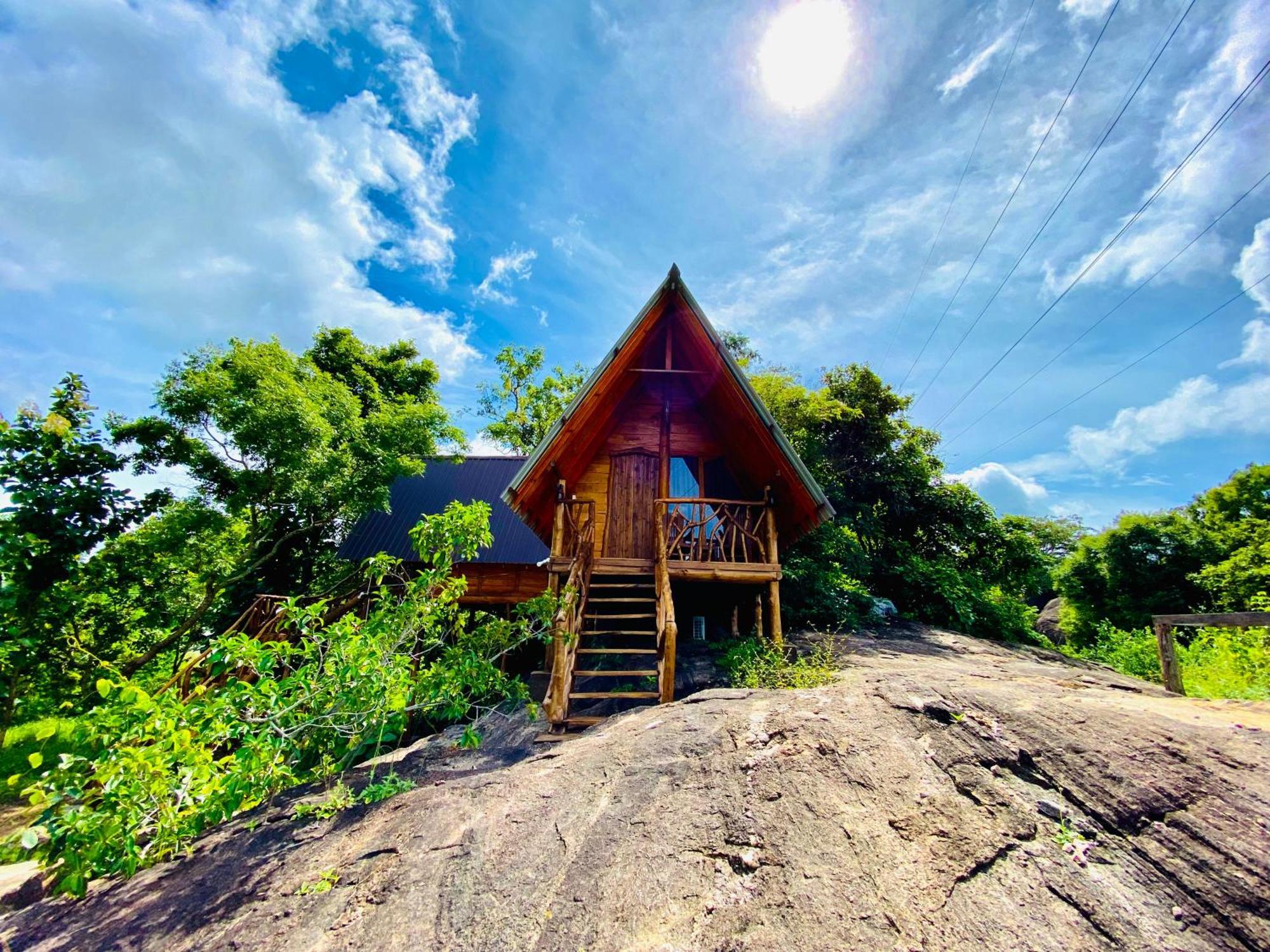 Sigiri Choona Lodge 'Unique Sunrise Viewpoint' Сігірія Екстер'єр фото